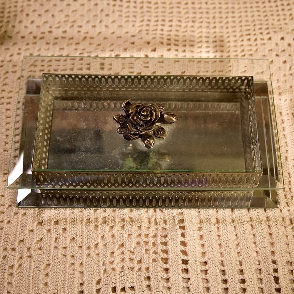 Vtg mirrored glass vanity box w/ Rose silversmith studio jewelry trinket casket